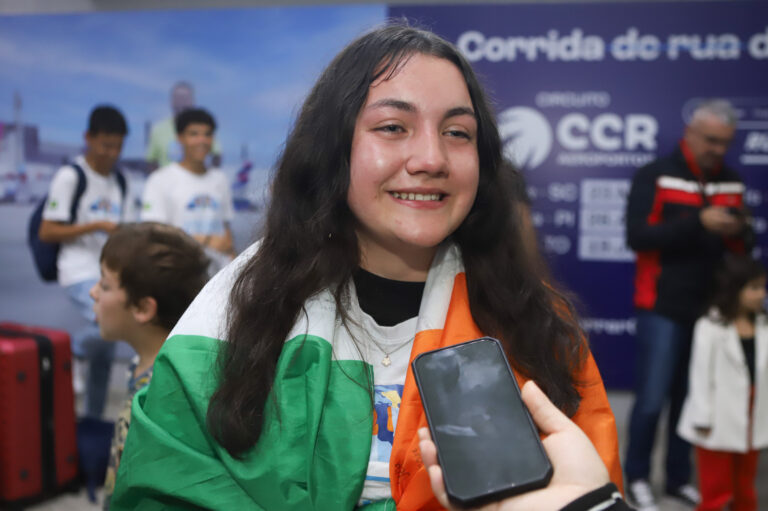 Da zona rural de Palmas para a Irlanda: Luiza Damaratti sonha mais alto após o intercâmbio