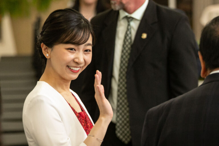 Princesa Kako de Akishino exalta memória dos imigrantes japoneses em visita a Maringá