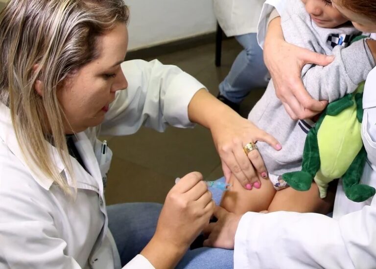 Saúde inicia aplicação da ‘Dose Zero’ contra o sarampo em bebês