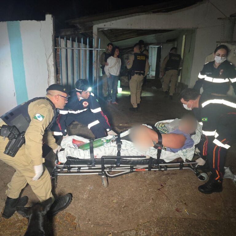 Briga de mulheres termina com uma ferida à faca