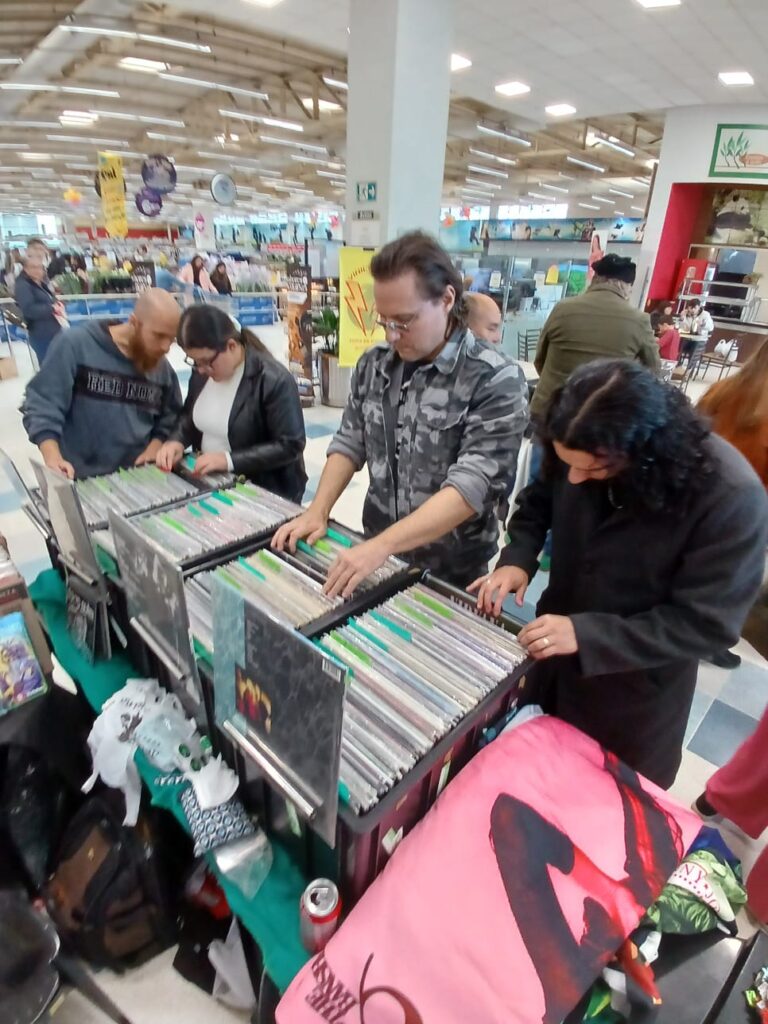 Maringá recebe circuito Viniltagem com feira de discos e discotecagem