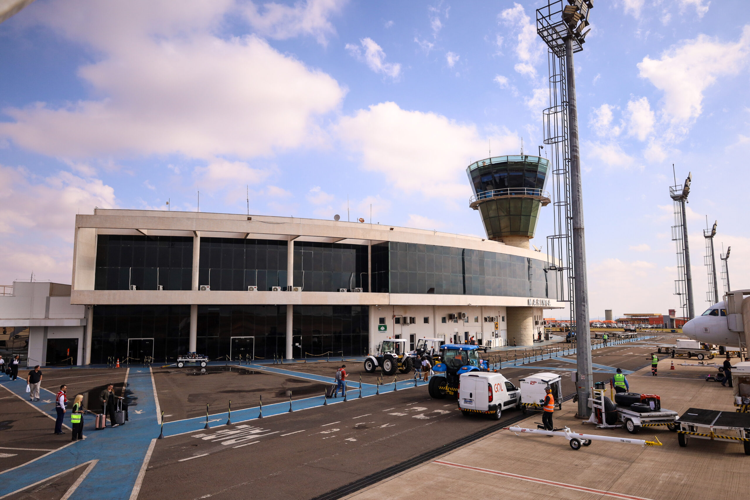 Aeroporto de Maringá registra crescimento médio de 15% ao mês