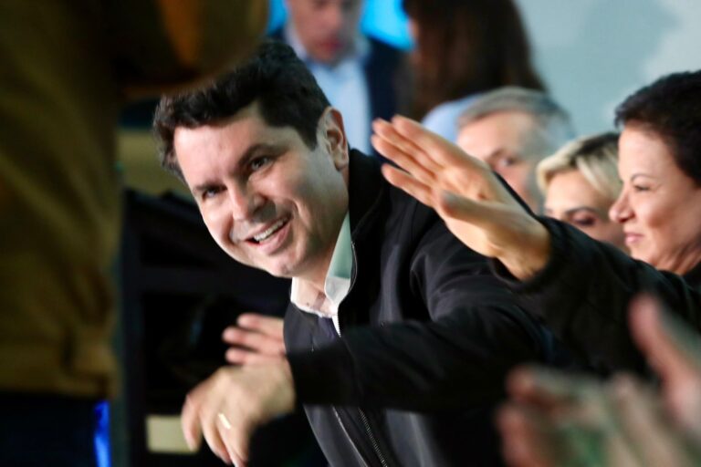 Alexandre Curi: “sou pré candidato ao Governo” em 2026