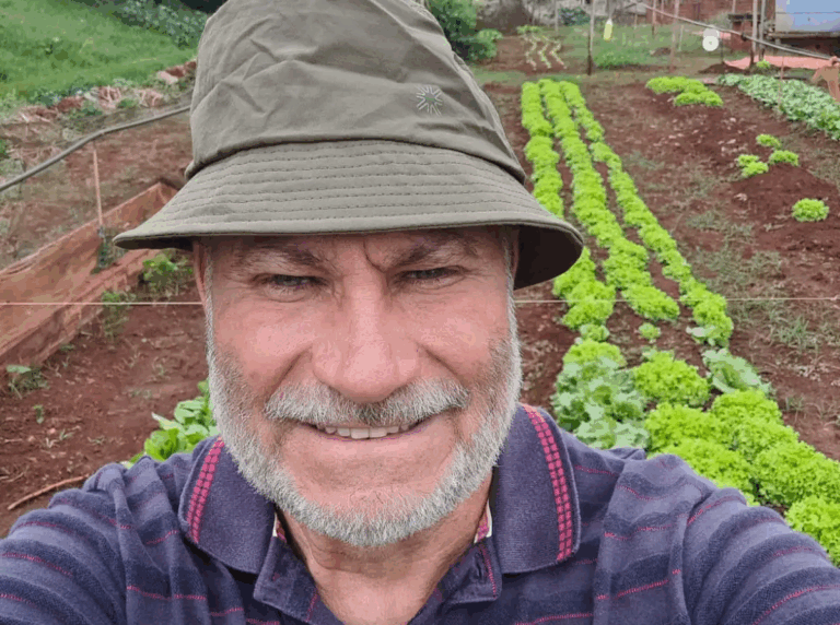 Professor Pacífico toma posse como vereador